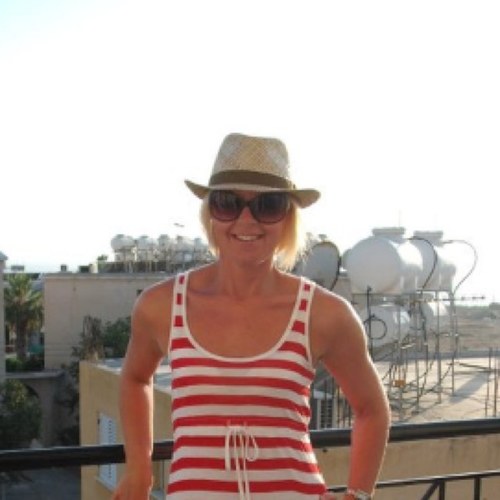 faye_ollis's profile picture. 