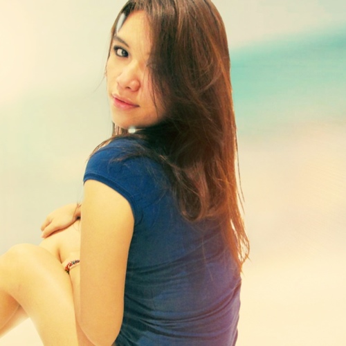 mnanggraini's profile picture. full time divers, part time a sinner while enjoyed being art director also adrenaline junkie.