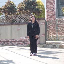 elynie2's profile picture. 