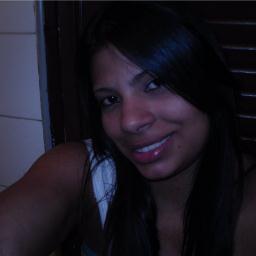 feliz de la vida disfrutando cada momento!! =) y Viva el zumba!! instructora de zumba fitness