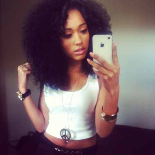 Chantelle Lautonッ
Follow for a follow back✌