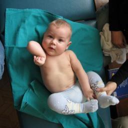 FixMyArm's profile picture. The only charity in the UK helping children in Poland with Erb's Palsy resulting from birth trauma