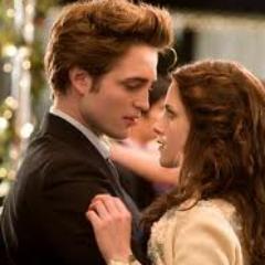 AlyMuskan's profile picture. 