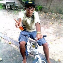 Faço videos pro youtube, prince of soft | 17 anos | equipes: DF feat POT | #DEUS sz
Contato&Whatsapp: (93) 9140 8953