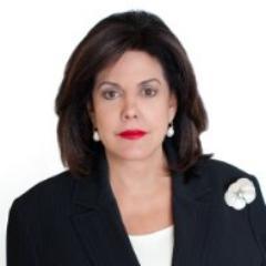 Author of The Chocolate Conversation. A book on leadership, change, & messaging. Top 10 Most Powerful Women in Small Business by @forbes. CEO of @fassforward