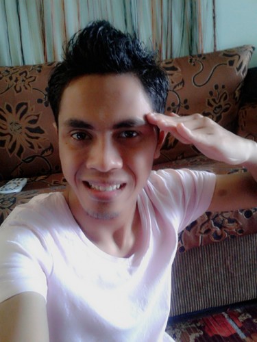 muhdnurhapis's profile picture. TiDaK aDa HaRi-HaRi yAnG bErLaLu tAnPa aKu BerAsA RiNdu