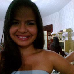 ~ Escorpiana ♏ , Vascaína, irritante, toonta, supeer carinhosa, alegre, atenciosa, sensível & suuuupeer fora do noormaal ~. :D
εïз