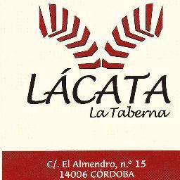 Bar de tapas, cervecería y copas. También desayunos. Especialidad en ibéricos de los Pedroches. Estamos en el barrio Santa Rosa. 
C/El Almendro nº15
