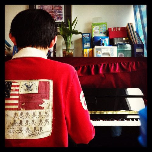 Diehard Detroit Pistons fan since '04. 
🇭🇰 | Music Composition | Pistons | Liverpool | Crypto