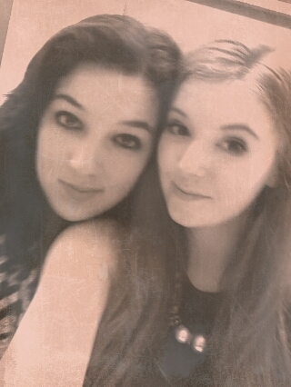 esmekent93's profile picture. Just an ordinary girl, in an extraordinary world. ♥