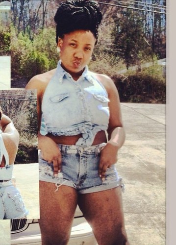 Hello your in my bipolar world! but over all im a cool down to earth Chick :] follow me and see #teamdreamchaser #team Ambitious