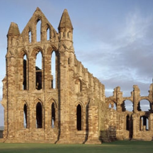 Shout about Whitby and all it has to offer. Every Wednesday at 7pm!
Use #whitbyhour