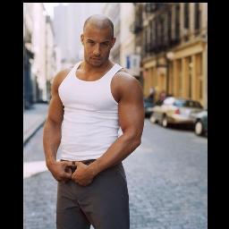 eemmty11's profile picture. 