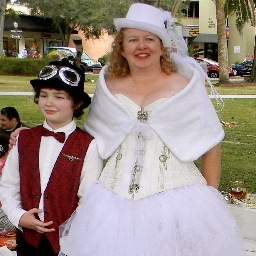 Parent, teacher, tutor, homeschooler, crafter, blogger, cook, and steampunk enthusiast.