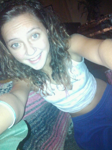 haliewalke26's profile picture. hey,i am halie! i am single! if you want my number direct message me and ask :) #7evans