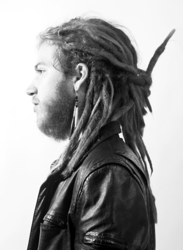 Rastafari é uma religião. Venha fazer parte dela! Siga.