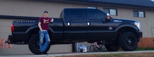 I like country music and to hunt and fish. I like big trucks, and @Alexandrarobb ❤