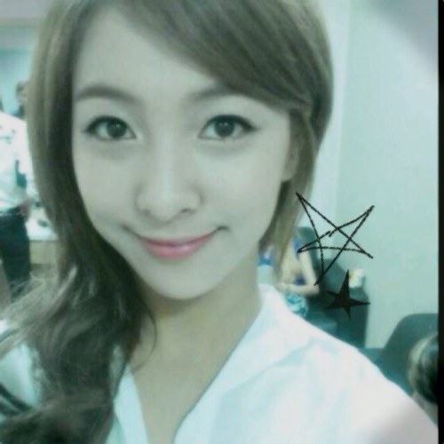 fx_LUNABOT2's profile picture. f(x) lunabot ❣03.18start❣