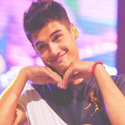 PEOOOOOOOOOPLEEEE!!     Siva said he loved me at #CardiffCode! 3Just ask for a follow:) #Butterflies