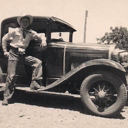 momforrent's profile picture. 