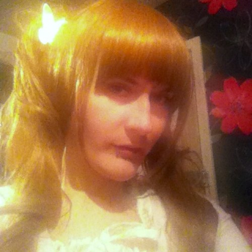 Drathblue's profile picture. I am the embodiment of evil in a frilly outfit.