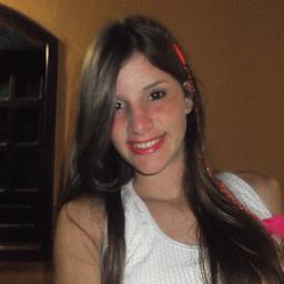 Não Importa Se é 1 Metro Ou 1OOO Km. Por Você , eu Vou Pra Qualquer Lugar  
- 15 anos  ;D
sigam não vão se arrepender  *-*