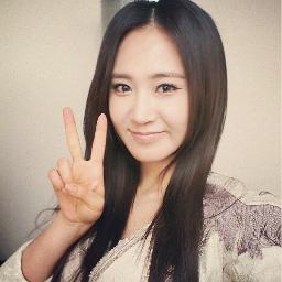 annyeonghaseyo~~~I'm not a reall Kwon Yuri.i'm SONE
                    ~~~kamsahamnida~~~