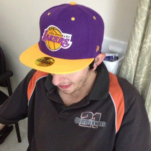 Hey im mayhan in 19. I like motorbikes, cars and music. I ride bmx bikes. Follow me i follow back