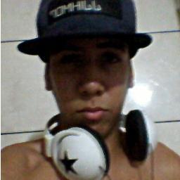 Deus (L). Sigam-me os BONS. Sigo de Volta.|
#Alegre & #Ousado|
https://t.co/IX0rIi6oAA