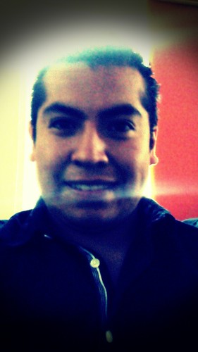 Se feliz con lo que tienes, mientras trabajas por lo que quieres !!