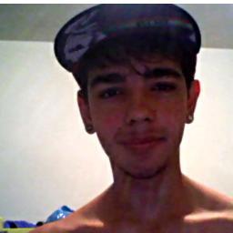 Cruzeirense,Amo cachorros,Jesus,futebol,familia,sair,net
http://t.co/xwsvW6hrIl