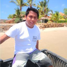 fredyjacar's profile picture. =) Decir yo mismo quien soy ! Jamás he sido bueno calificandome, posiblemente soy puff un caos y por eso es difícil calificarme ! soy asi de tranquilo !  =)