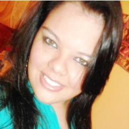 pode o céu desabar a terra toda treme que eu jamais vou deixa de te ama e te querer em quanto a lua brilhar e o seu aparecer juro que meu amor vai ser só de vc♪