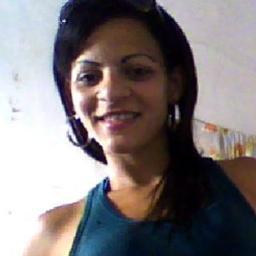 Eu poderia suportar, embora não sem dor, que tivessem morrido todos os meus amores, mas enlouqueceria se morressem todos os meus amigos!