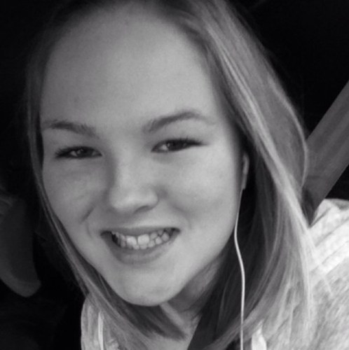 emmyluvsyhu25's profile picture. 