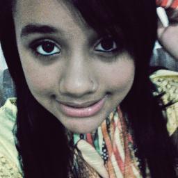 Chata, amigavel, extrovertida, irritante, net, amigos, musicas, Deus *-*