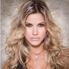 FC candango pra LINDA, HUMILDE, BATALHADORA E MUUITO CARINHOSA, my Princess @andressa_suita