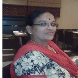 Occassional Tweeter.Proud Mom & Good Cook. Been blogging for a while now. Aspiring to become #MasterChef