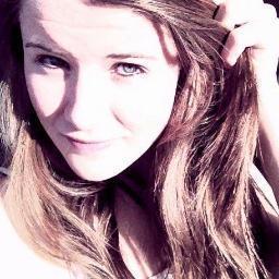 1D, JacksGap, JB, Olly Murs, and Taylor Swift :) everyone deserves a chance 3 music and makeup are my life, follow me if you want, dont if you hate nutella XD