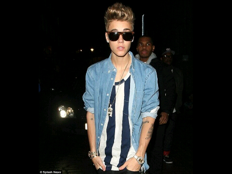 The Biggest Indonesian Fanpage of Greyson Chance and Justin Bieber. English-Indonesian language. 3 bieberchancer here (F,R,E)