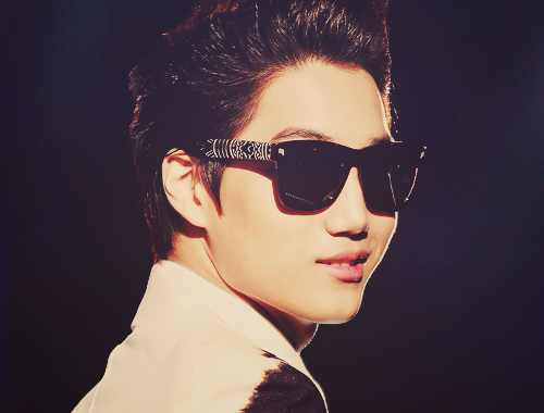 อันยองผมจงอินEXO-k ครับ เต้นเก่ง หล่อเข้มๆกำลังฮิต อาจหื่นใส่นิดๆ+_+