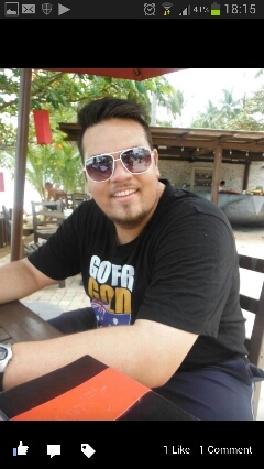Entrepreneur. Author. Blogger. Traveller.