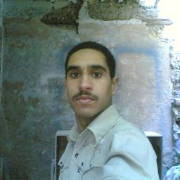 شاعر و مؤلف قصص وروايات