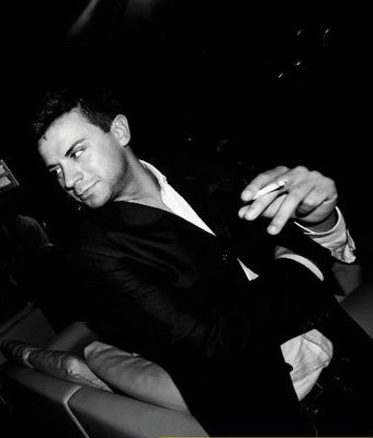 ACastellesi's profile picture. Pr & Events Manager
+39 349.1253131
castellesi.alessandro@gmail.com
Bbm 2867468D