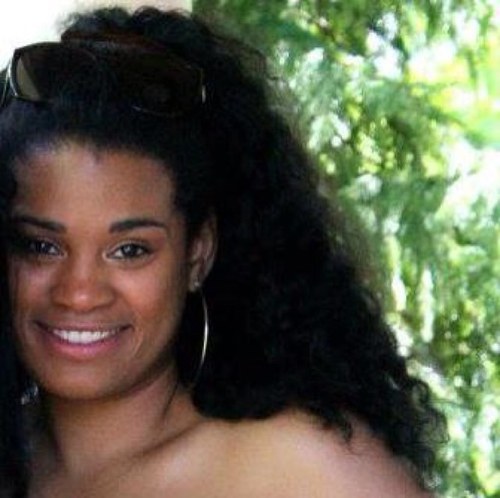 LondonGal22's profile picture. Live . Love . Laugh 
The world is your runway