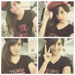 E-nergetic T-alkative B-aby. I bring smile to others ^^ 'coz as JKT48 members i bring happiness to everybody ^_^