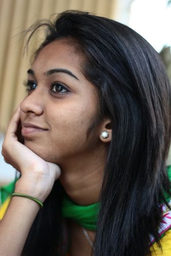 student, fun loving, a big foodie, movie lover! best movies on screen I'm dere for first day!