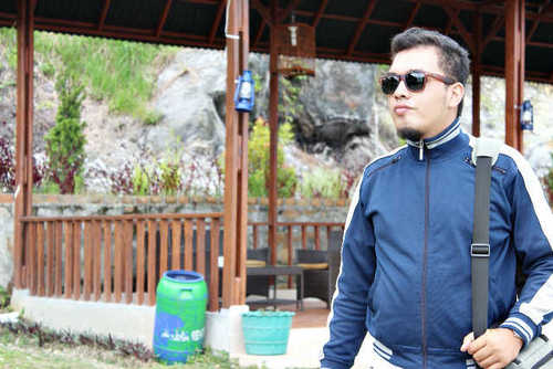 NueQ_Chenko's profile picture. Tuhan beserta kita! ヽ(^o^)丿