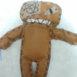 I am Slongman. This is Bobbit. He tells me things. MANY THINGS. DARK THINGS.