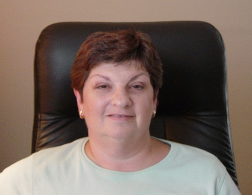 Shelley Ladin -Coach